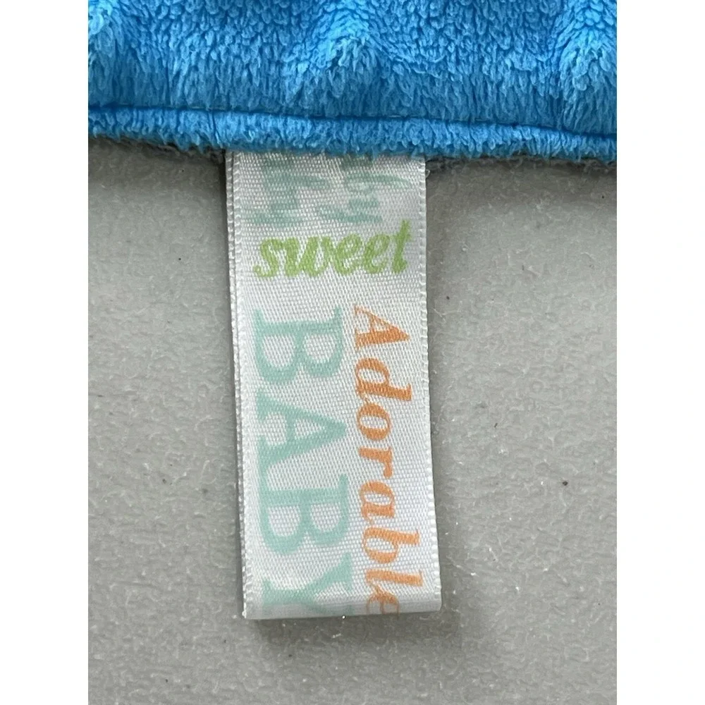 Adorable Baby  gray/blue taggie Baby Security Blanket Lovey Comforter Minky Dot
